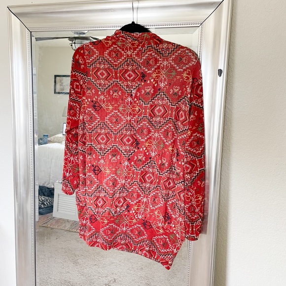 Blouse - Picture 6 of 7